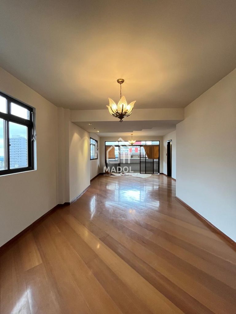 Apartamento à venda em Centro, Ponta Grossa — Portal Chave Fácil