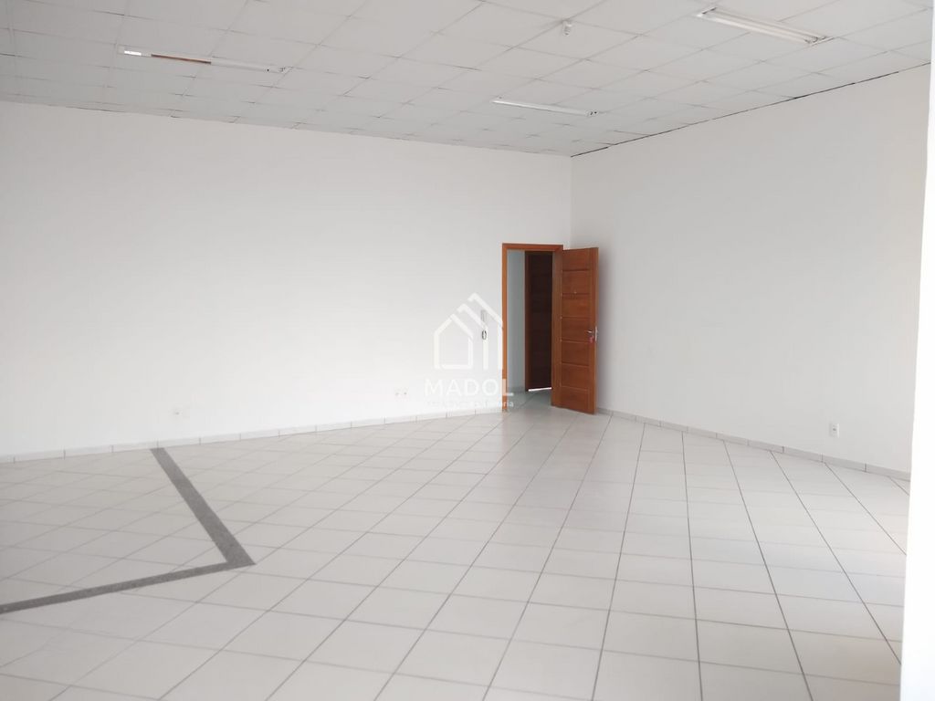 Sala/Conjunto Comercial para alugar em Nova Rússia, Ponta Grossa — Portal Chave Fácil