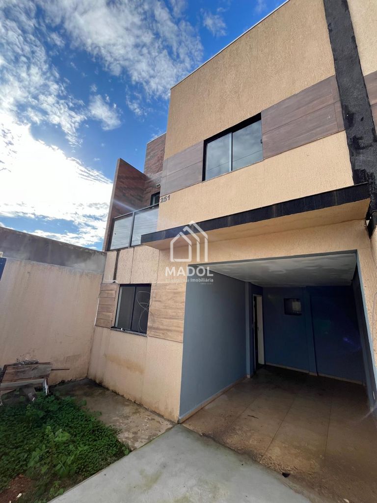 Casa à venda em Cará-cará, Ponta Grossa — Portal Chave Fácil