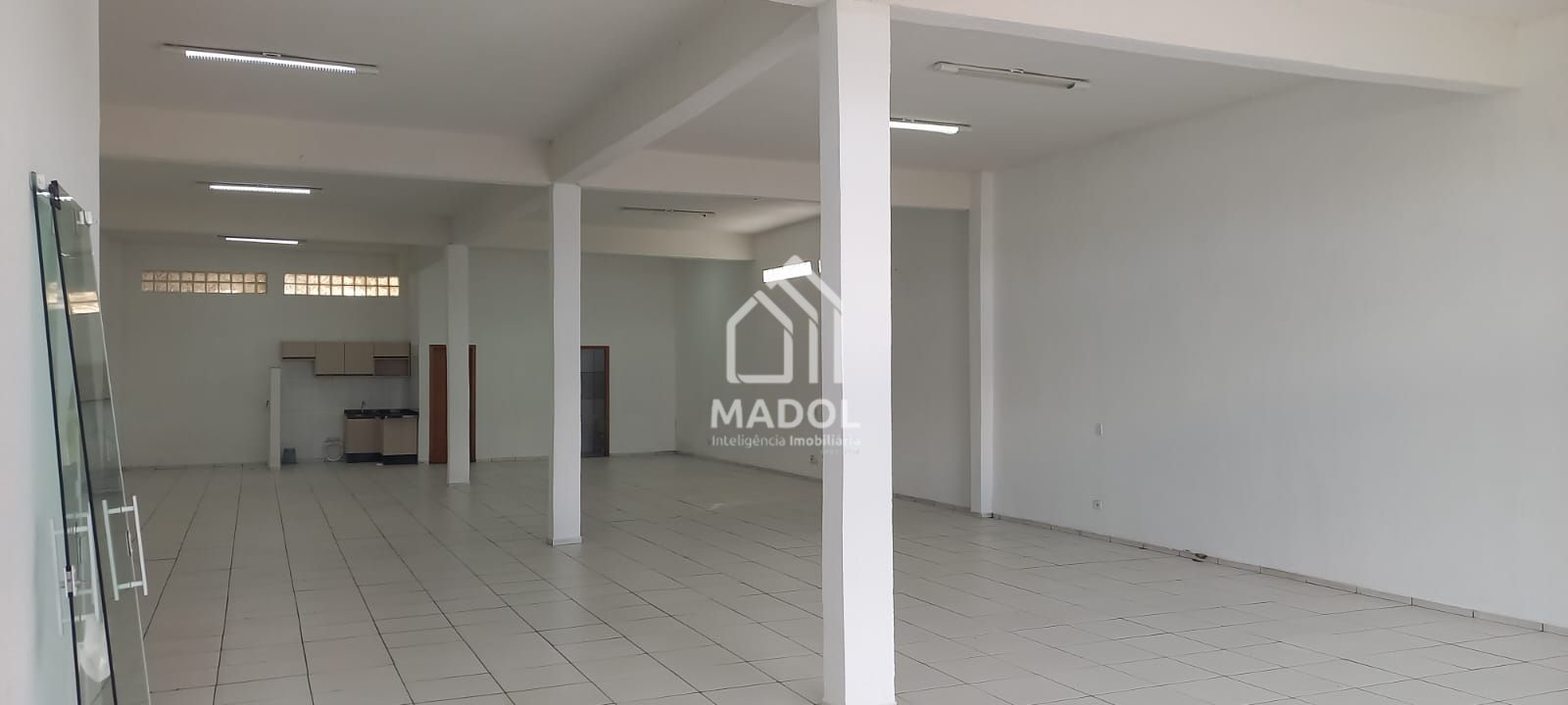 Barracão/Galpão para alugar em Oficinas, Ponta Grossa — Portal Chave Fácil