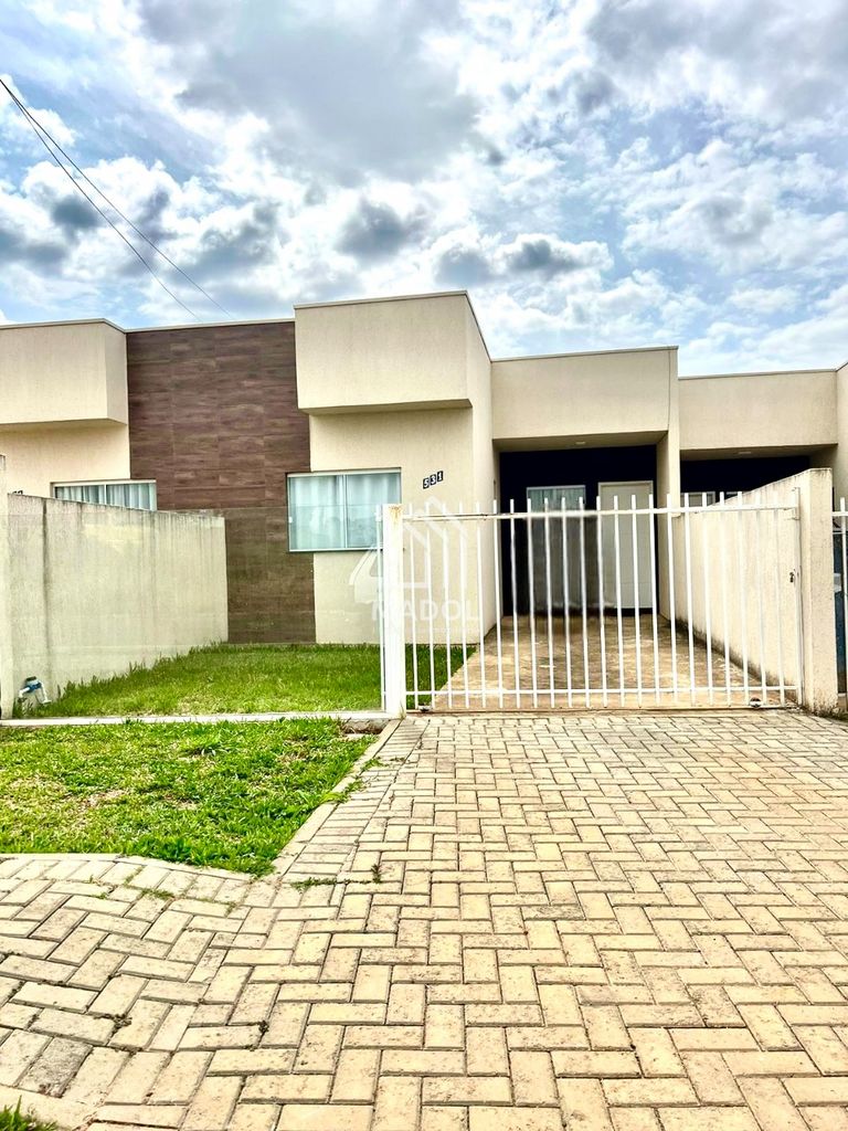 Casa à venda em Uvaranas, Ponta Grossa — Portal Chave Fácil