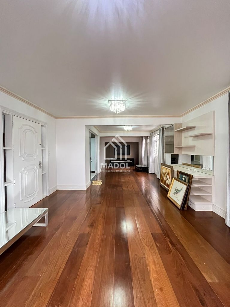 Apartamento à venda em Centro, Ponta Grossa — Portal Chave Fácil