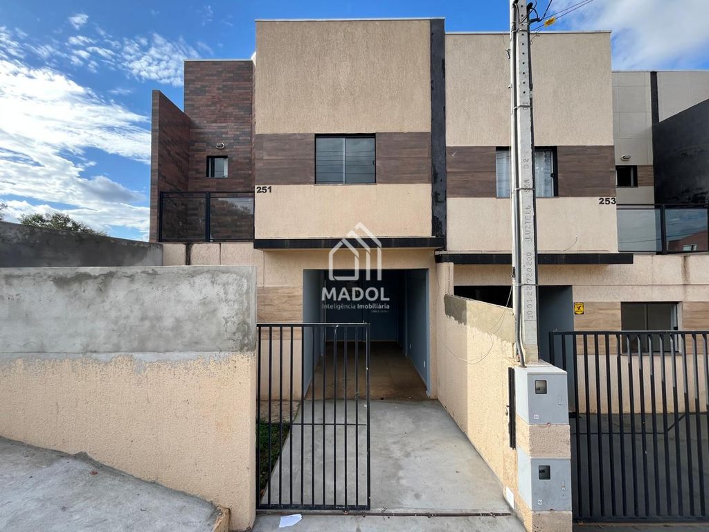 Casa à venda em Cará-cará, Ponta Grossa — Portal Chave Fácil