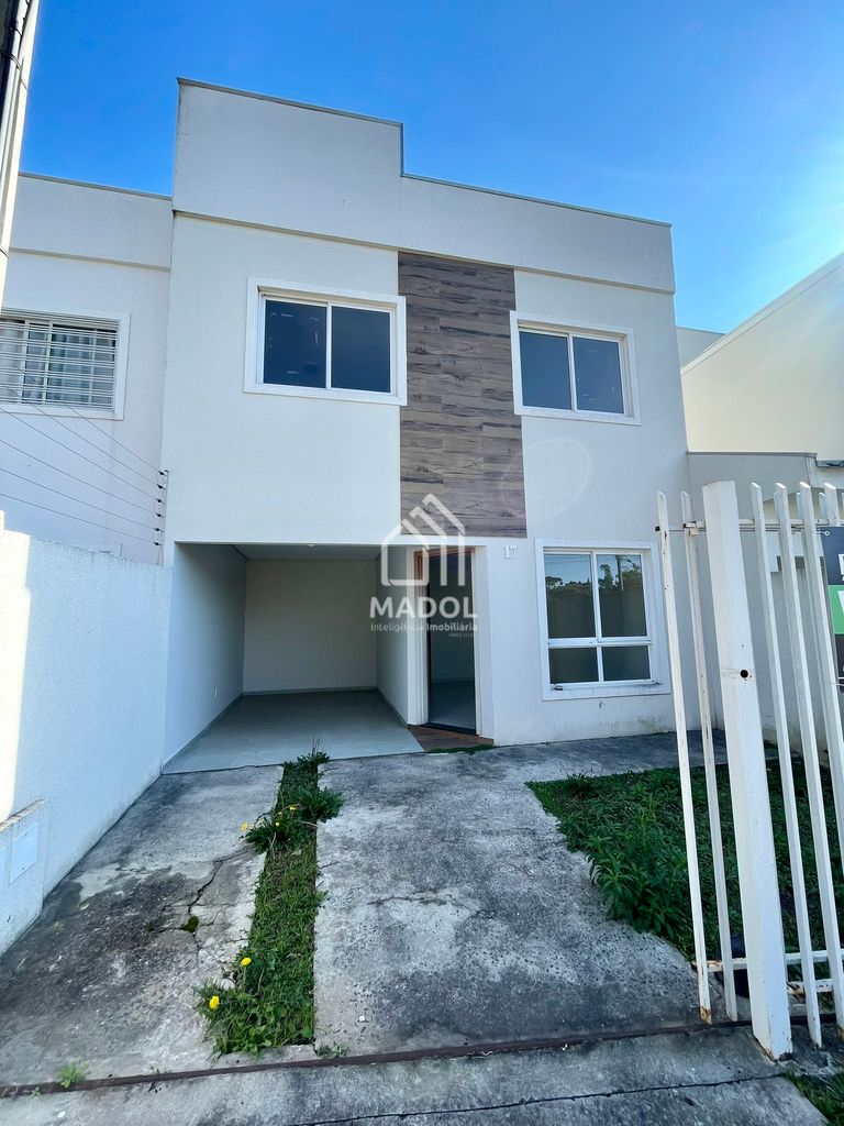 Casa à venda em Uvaranas, Ponta Grossa — Portal Chave Fácil