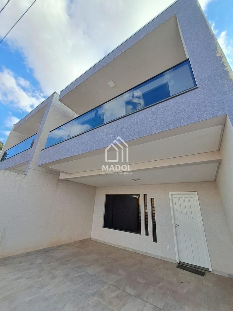 Casa à venda em Uvaranas, Ponta Grossa — Portal Chave Fácil