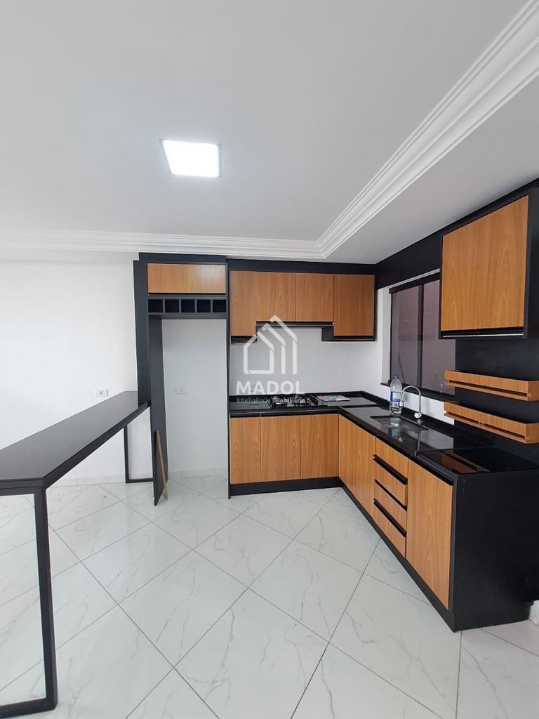 Casa à venda em Uvaranas, Ponta Grossa — Portal Chave Fácil