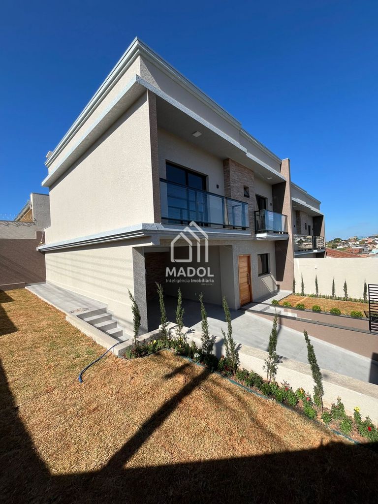 Casa à venda em Jardim Carvalho, Ponta Grossa — Portal Chave Fácil