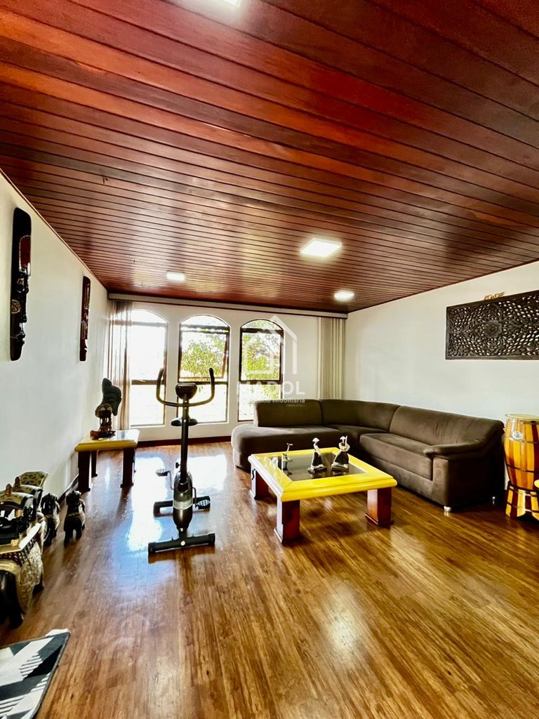 Casa à venda em Neves, Ponta Grossa — Portal Chave Fácil