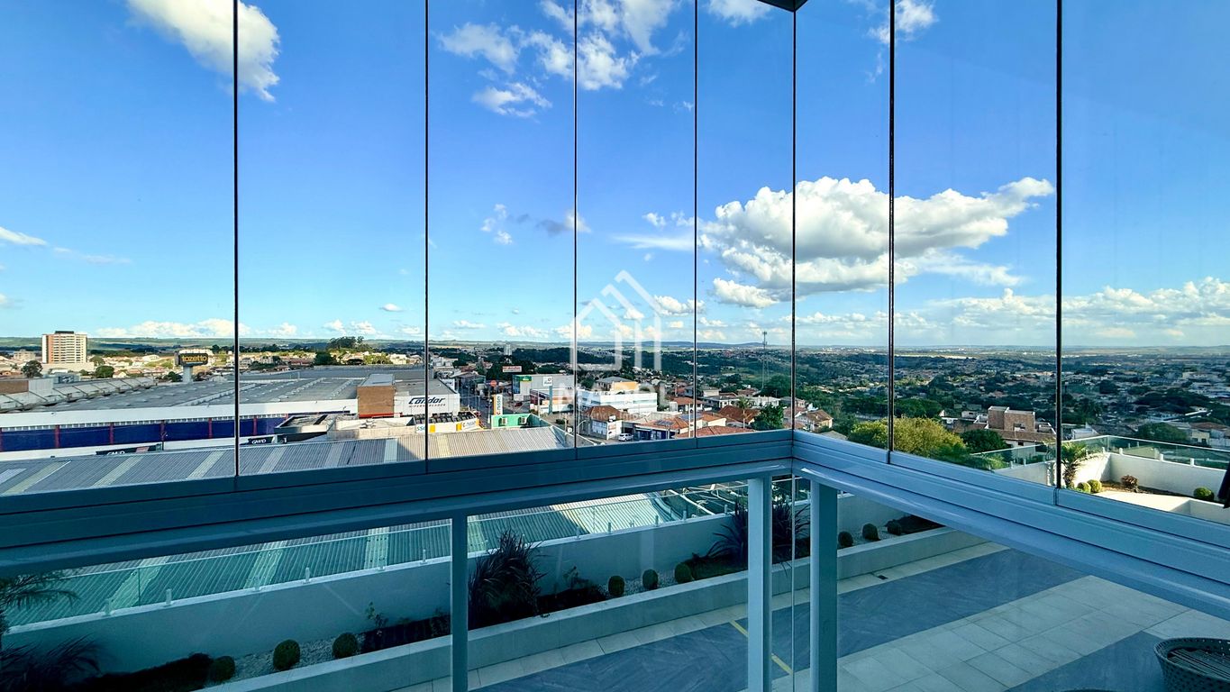 Apartamento à venda em Uvaranas, Ponta Grossa — Portal Chave Fácil