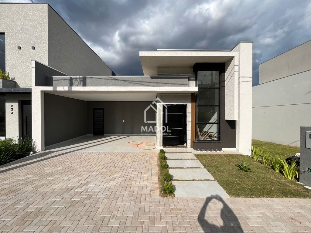 Casa à venda em Contorno, Ponta Grossa — Portal Chave Fácil