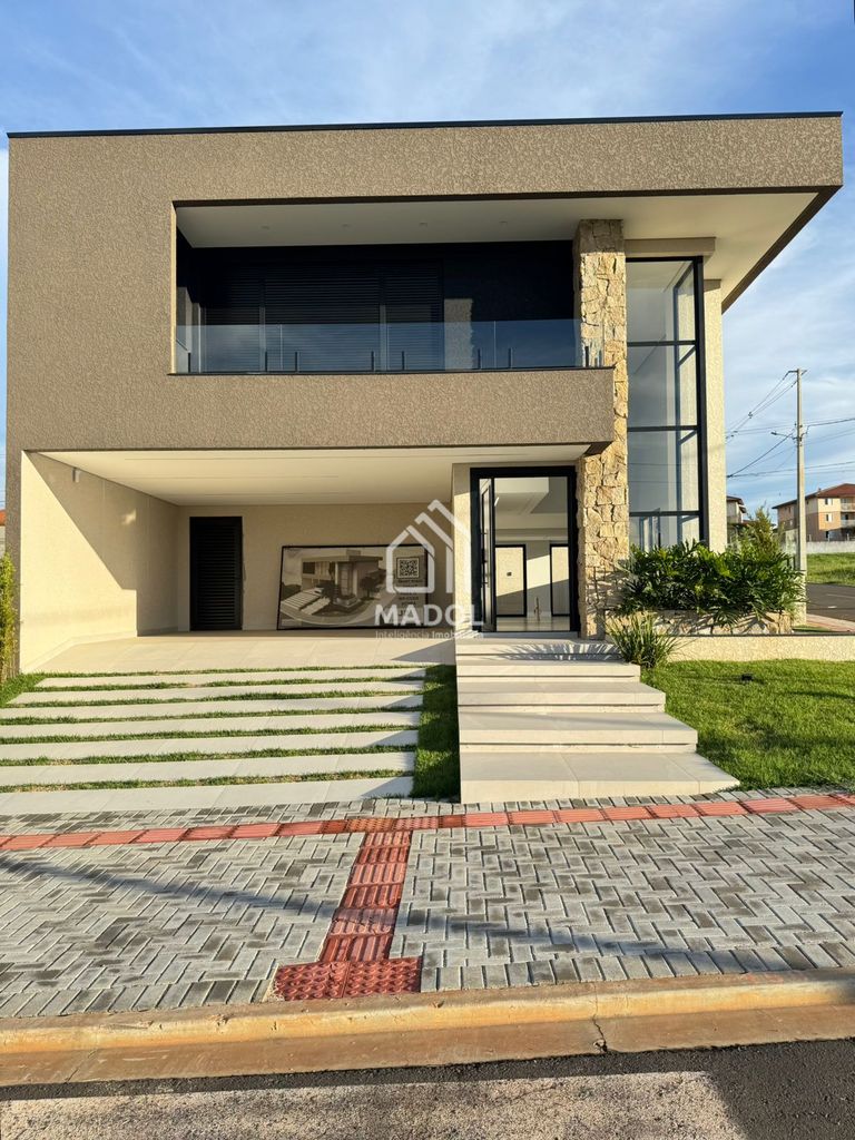 Casa à venda em Uvaranas, Ponta Grossa — Portal Chave Fácil