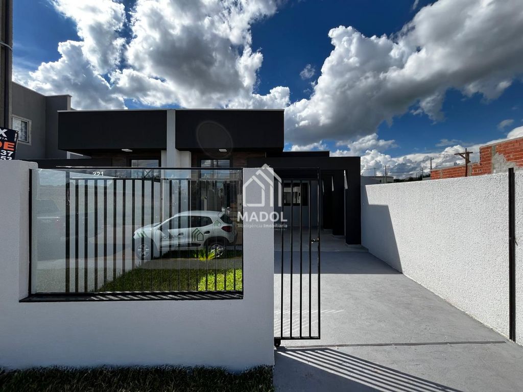 Casa à venda em Uvaranas, Ponta Grossa — Portal Chave Fácil