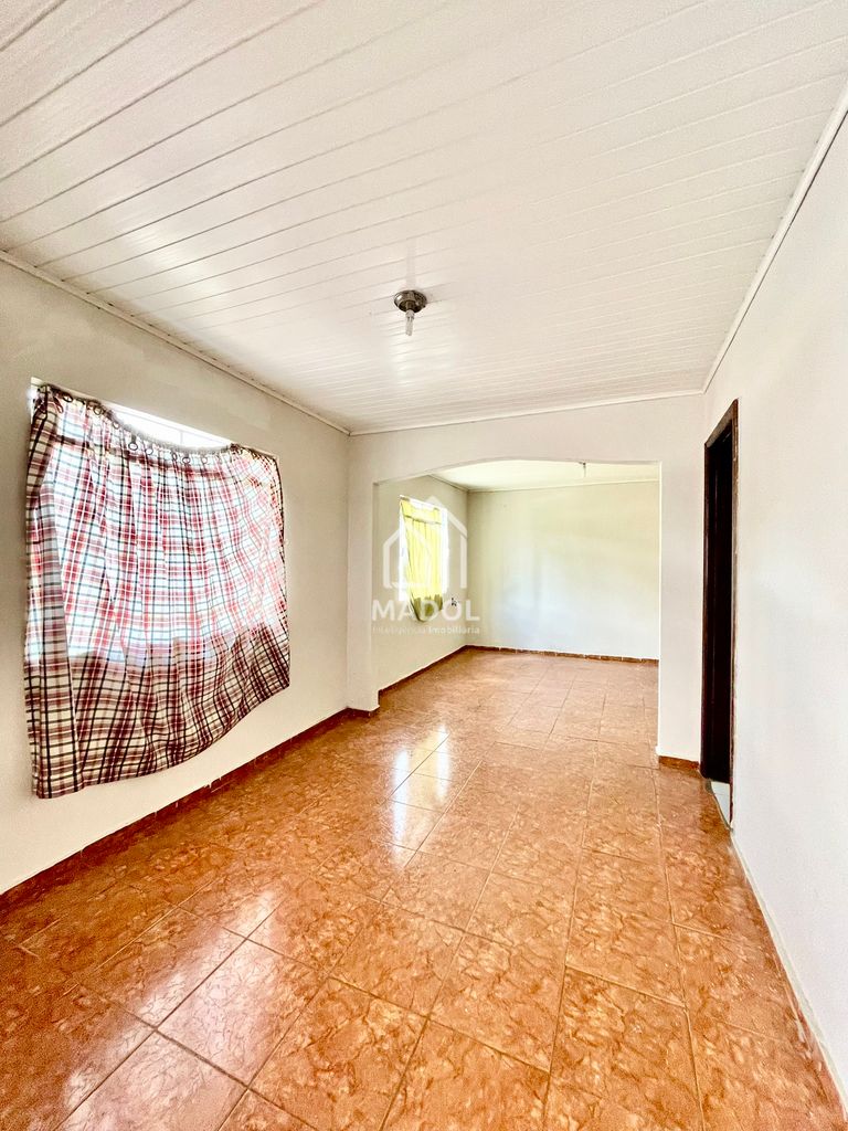 Casa à venda em Uvaranas, Ponta Grossa — Portal Chave Fácil