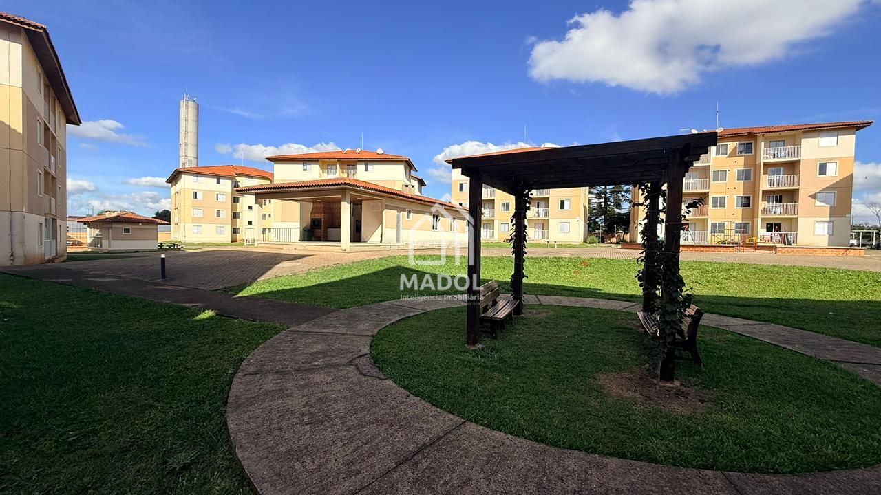 Apartamento à venda em Uvaranas, Ponta Grossa — Portal Chave Fácil