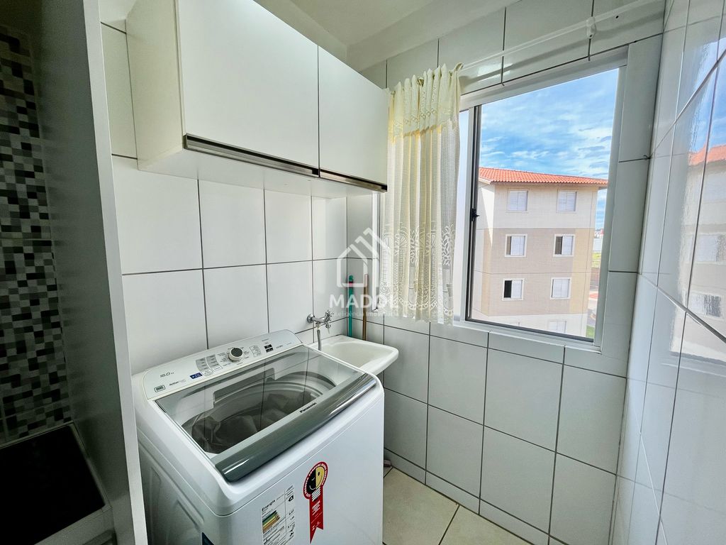 Apartamento à venda em Uvaranas, Ponta Grossa — Portal Chave Fácil