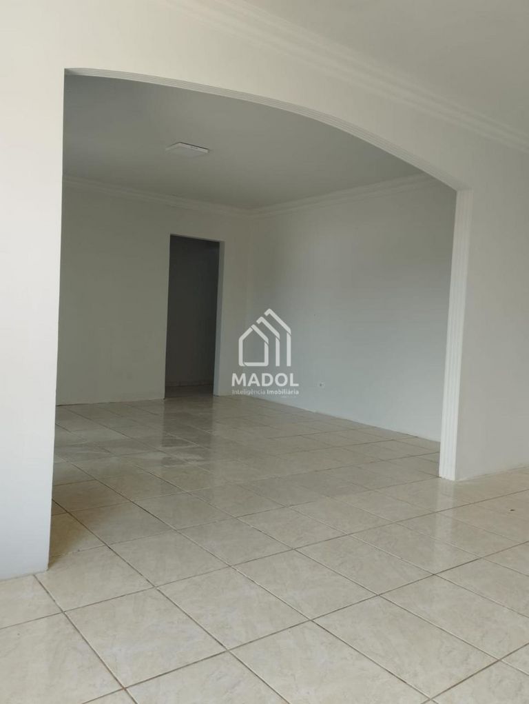Casa à venda em Boa Vista, Ponta Grossa — Portal Chave Fácil