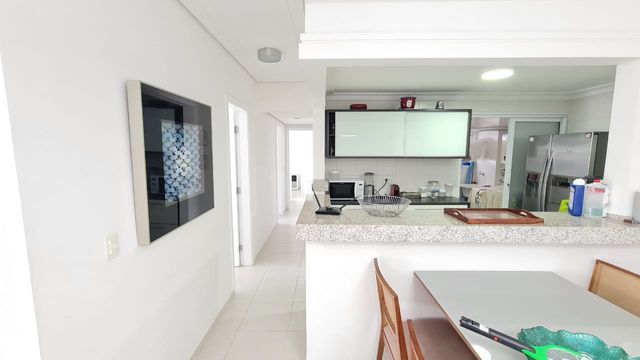 Todos os cômodos equipados com ar condicionado, garantindo o clima perfeito.