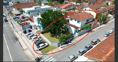 "Apresentando o seu próximo investimento em saúde. Imóvel comercial com localização estratégica, diretamente em frente ao Hospital Municipal de Bertioga, garantindo um fluxo constante de pacientes e alta visibilidade para sua clínica ou centro médico.