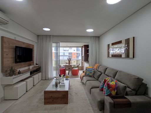 A sala de TV, um espaço de entretenimento para a família.