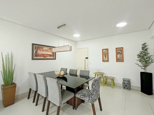 A sala de TV, um espaço de entretenimento para a família.