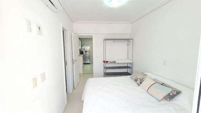 O design moderno e elegante que se estende por todos os cômodos, evidenciando o bom gosto da decoração.