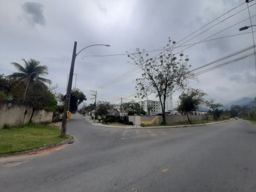 Esquina Estrada do Moinho com Estrada dos Caboclos