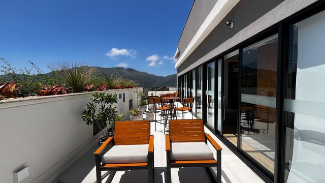 área integrada a sala de jogos