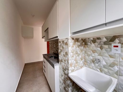 Cozinha com armários