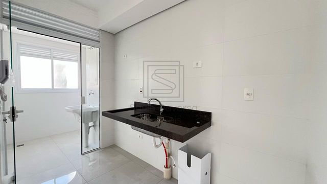 Cozinha e área de serviço