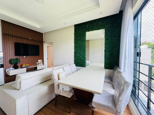 Sala de estar e jantar integradas