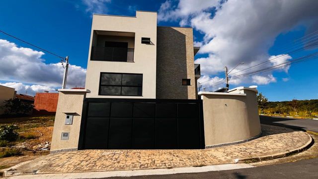 Fachada lateral
