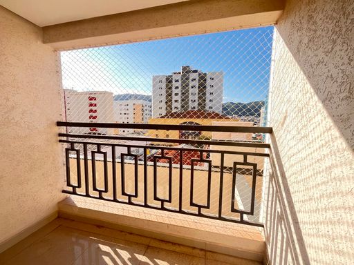 Varanda da sala vista fase norte