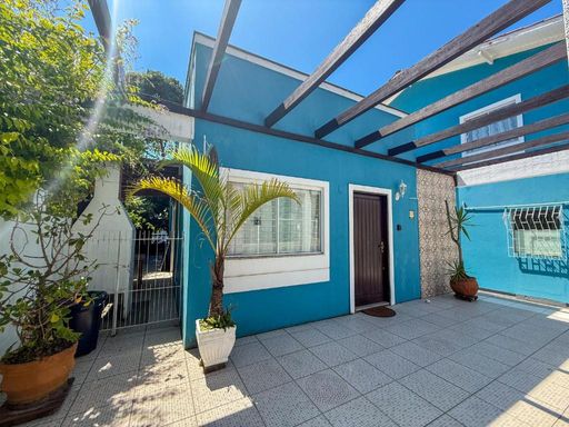 Residencial Casa Açores
Unidade térrea: Casa Badejo
casaacoresfloripa.com.br