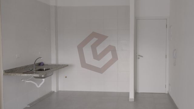 Entrada e cozinha