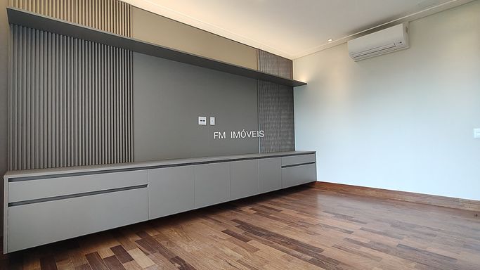 SALA INTIMA OU ESCRITORIO