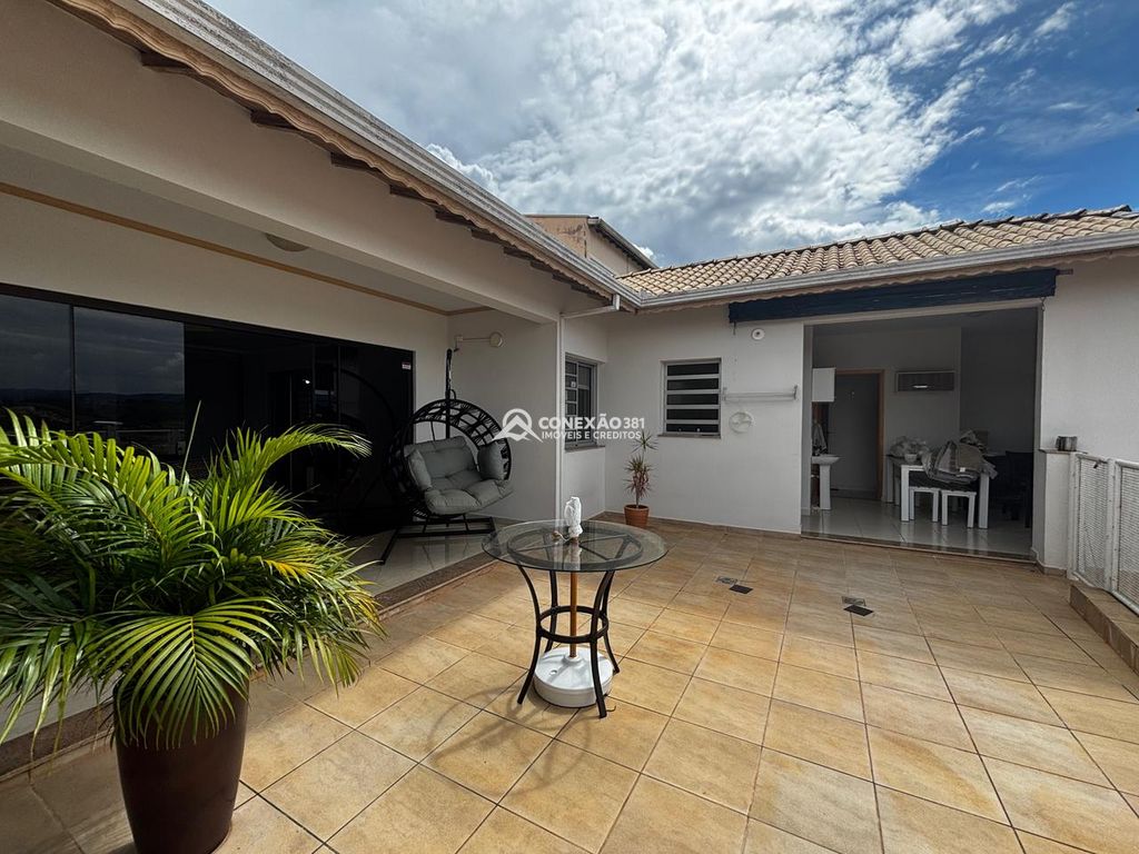 Casa de Alto Padrão à venda em Cambuí, MG — foto 6