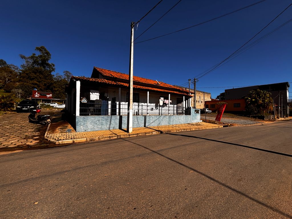 Casa com barracão à venda no Córrego do Bom Jesus, MG — foto 22
