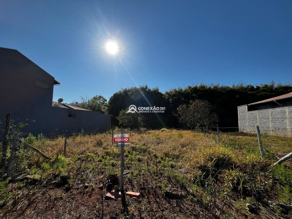 Lote à Venda em Córrego do Bom Jesus, MG — foto 1