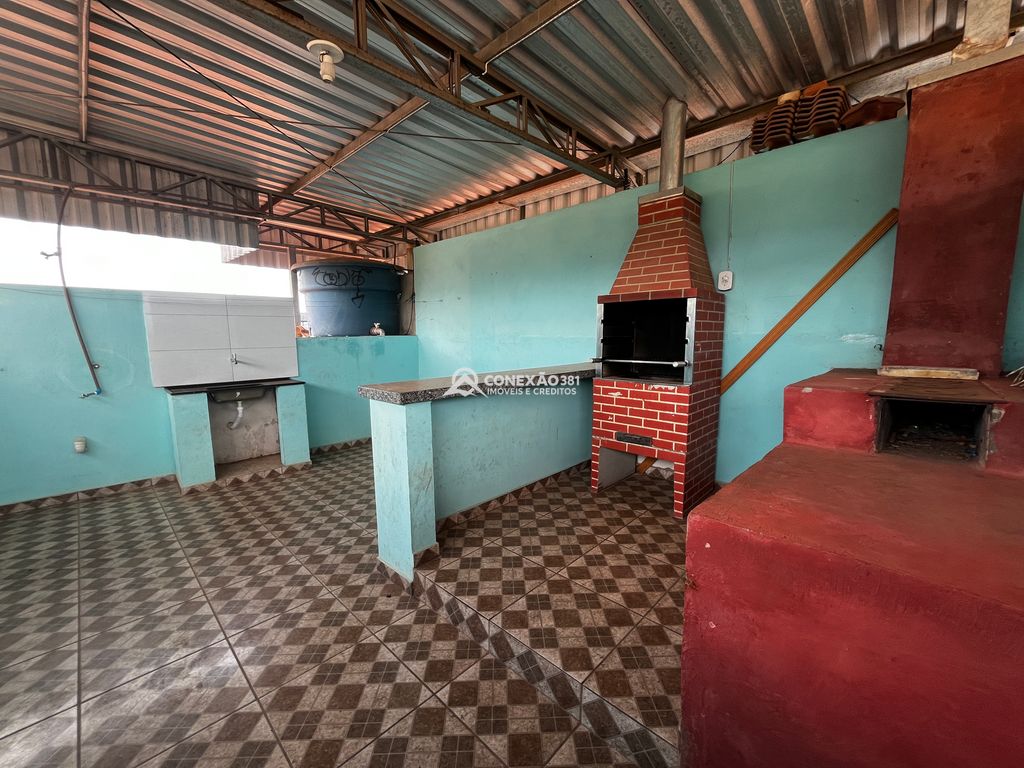 Duas Casas Geminadas à Venda – Frente para a Rua — foto 13