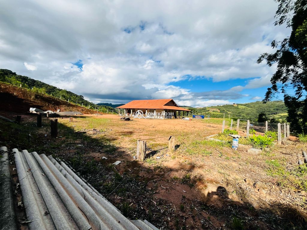 Chácara à Venda em Itapeva/MG — foto 12