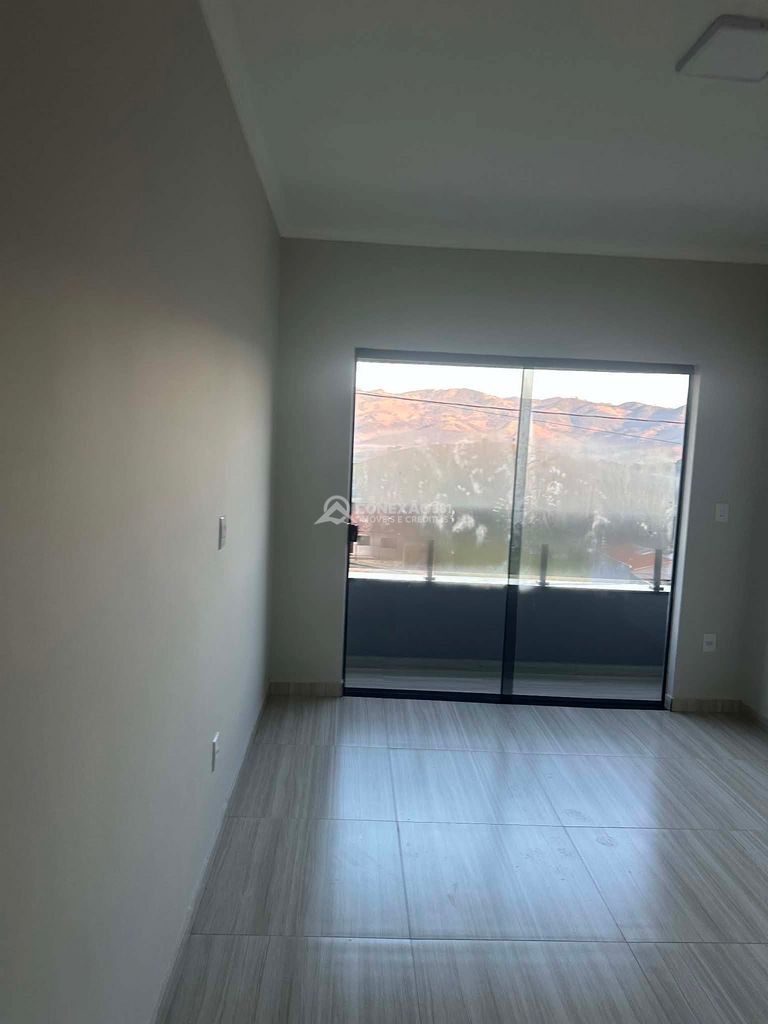 Sobrado á venda em Cambuí, MG / — foto 7