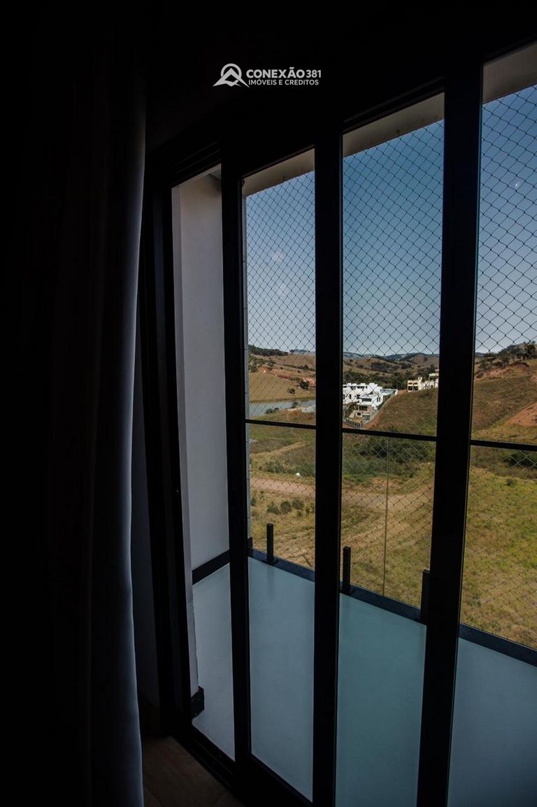Casa de Alto Padrão à Venda em Cambuí, MG — foto 8