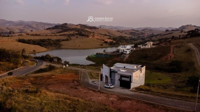 Casa de Alto Padrão à Venda em Cambuí, MG — foto 15