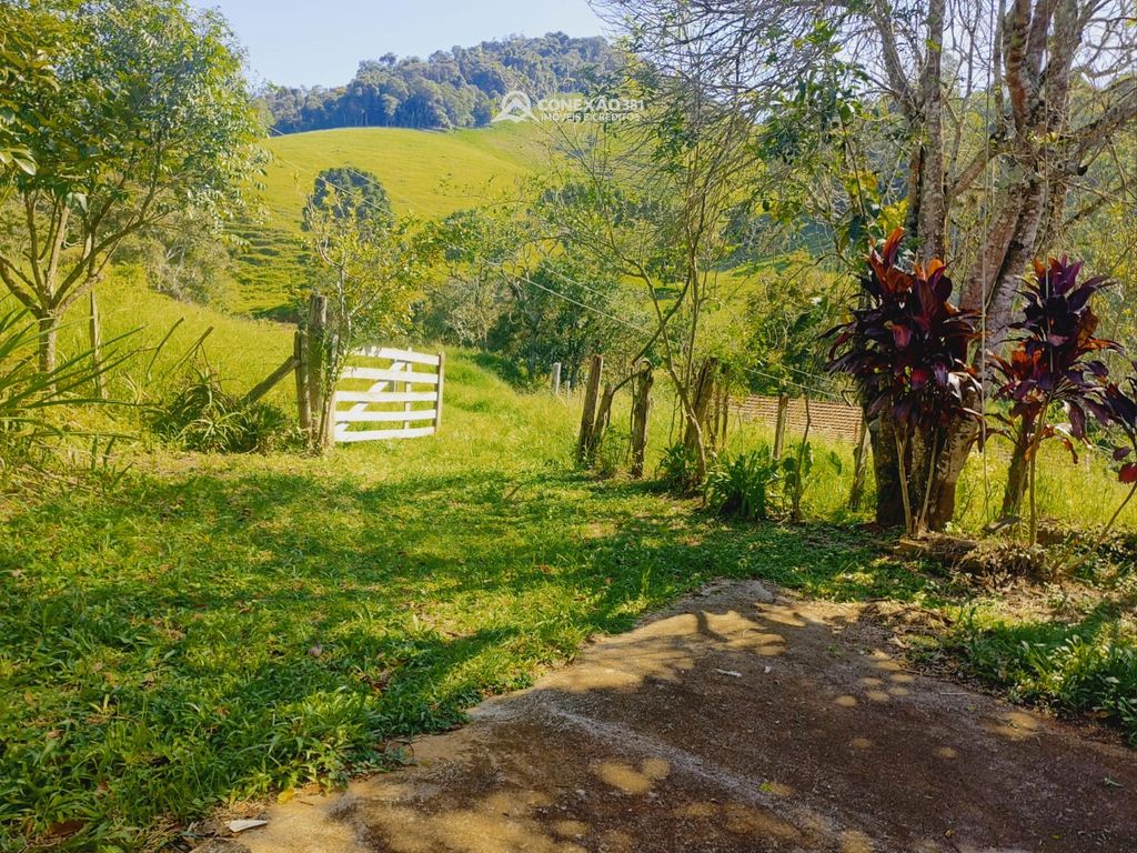 Chácara com duas casas de morada à venda em Camanducaia, MG — foto 9
