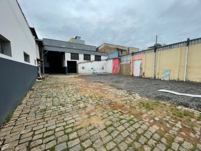 Barracão Comercial à venda no Centro de Cambuí, MG — foto 30