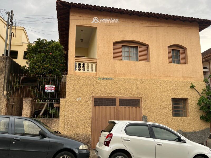 Sobrado com Ponto Comercial à Venda em Cambuí, MG — foto 21