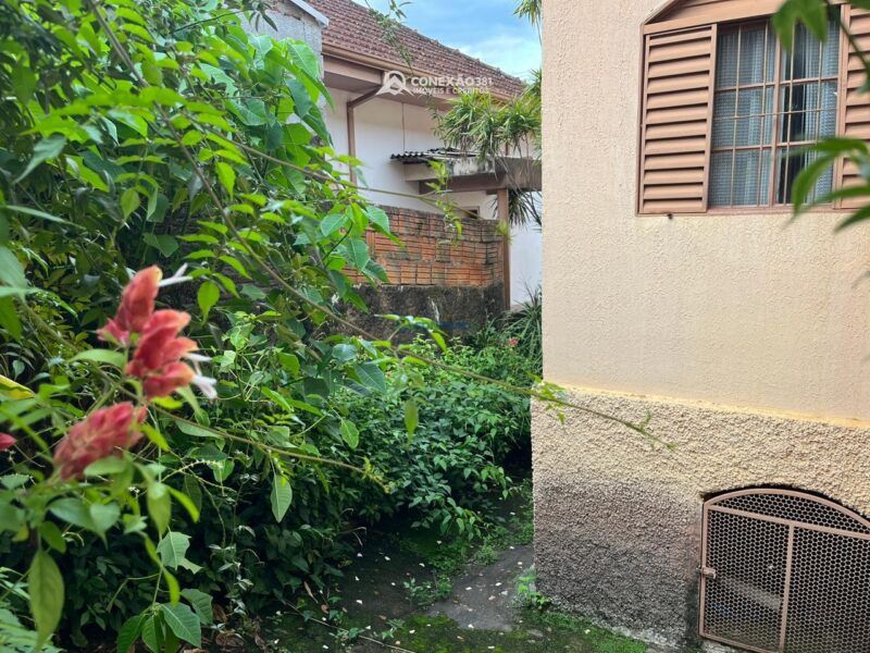 Sobrado com Ponto Comercial à Venda em Cambuí, MG — foto 35