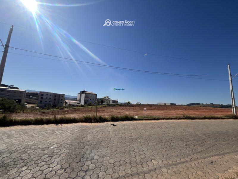 Lotes Urbanos à venda em Cambuí/MG — foto 14