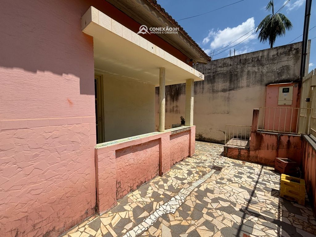 Casa à Venda no Centro de Cambuí, MG — foto 13