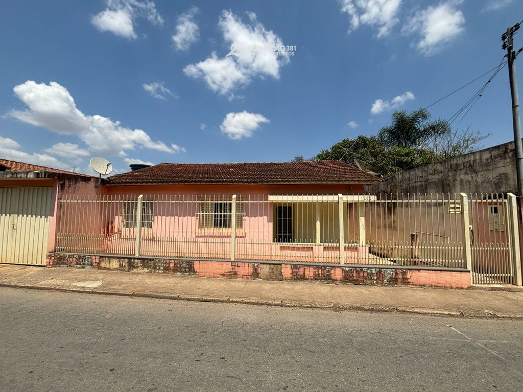 Casa à Venda no Centro de Cambuí, MG — foto 15